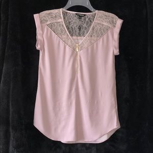 EXPRESS short sleeved top